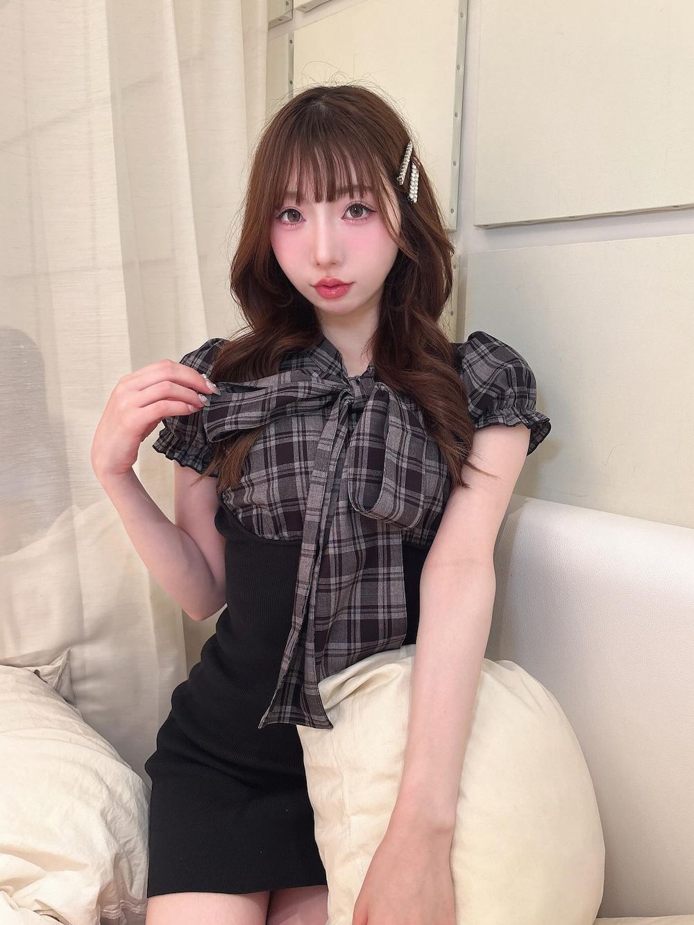 モデル:160cm(着用サイズ:FREE 着用カラー:BLK)