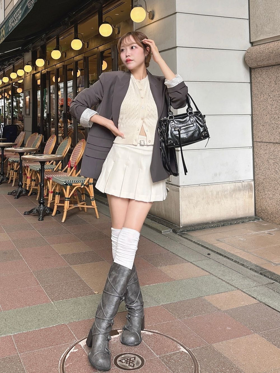 モデル:166cm(着用サイズ:FREE 着用カラー:IVO)