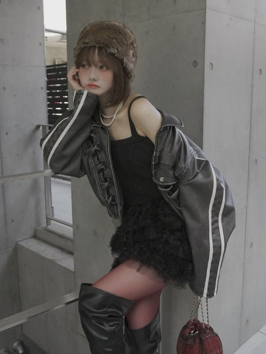 モデル:161cm(着用サイズ:FREE 着用カラー:BLK)