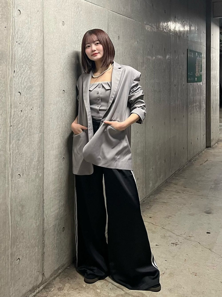 モデル:161cm(着用サイズ:FREE 着用カラー:GRY)