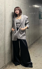 モデル:161cm(着用サイズ:FREE 着用カラー:GRY)