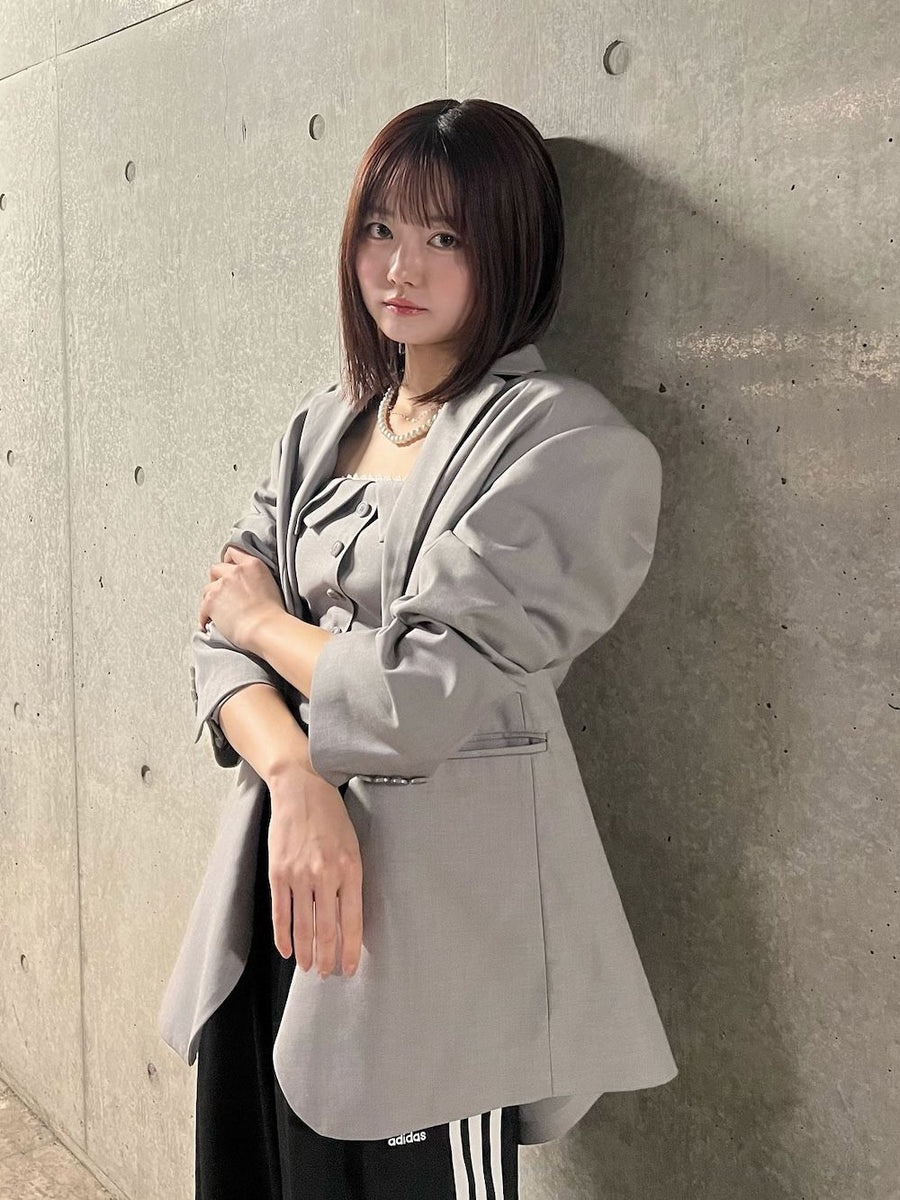 モデル:161cm(着用サイズ:FREE 着用カラー:GRY)