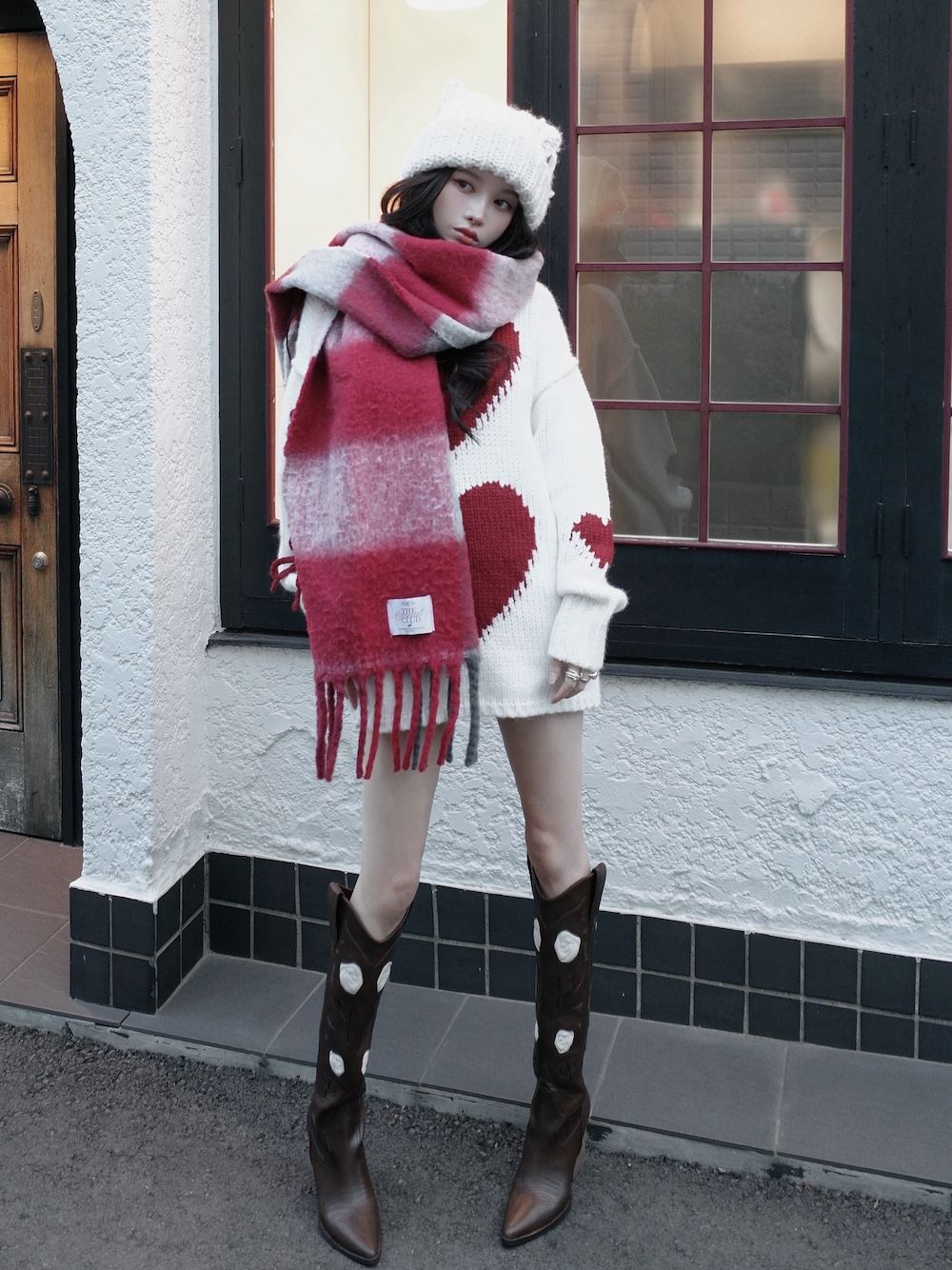 モデル:160cm(着用サイズ:FREE 着用カラー:IVO)