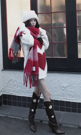 モデル:160cm(着用サイズ:FREE 着用カラー:IVO)