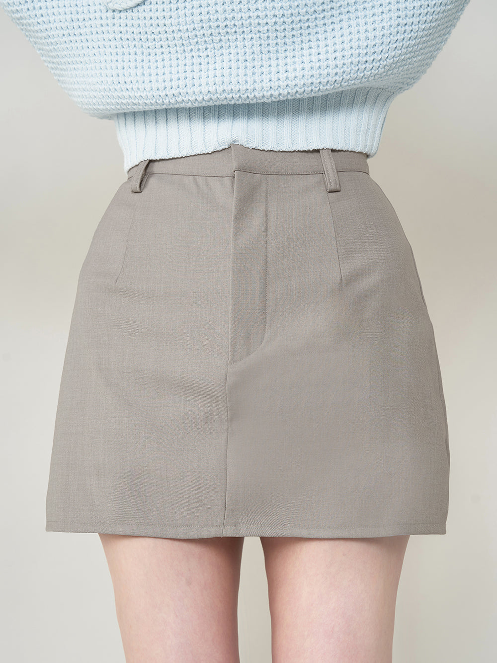 モデル:163cm(着用サイズ:S 着用カラー:GRY)
