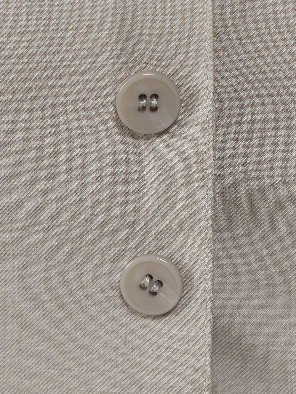 モデル:165cm(着用サイズ:FREE 着用カラー:GRY)