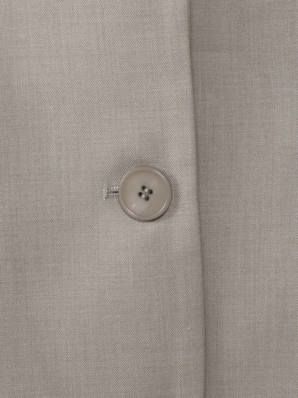 モデル:165cm(着用サイズ:FREE 着用カラー:GRY)