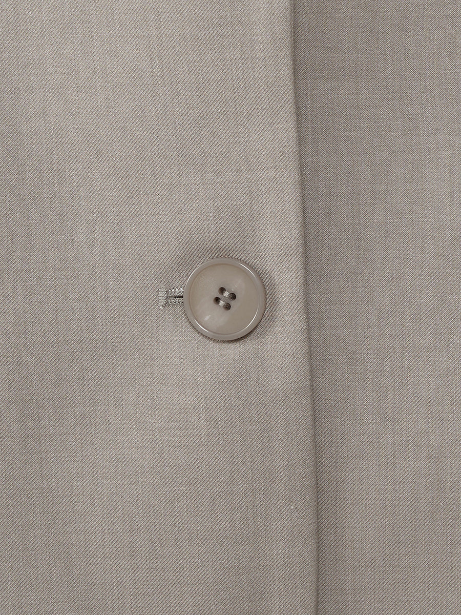 モデル:165cm(着用サイズ:FREE 着用カラー:GRY)