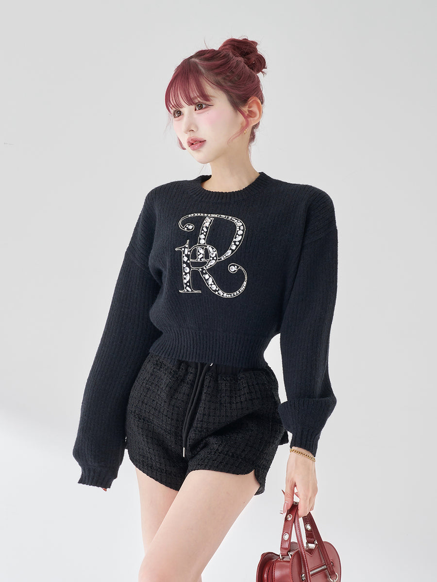 モデル:165cm(着用サイズ:FREE 着用カラー:BLK)