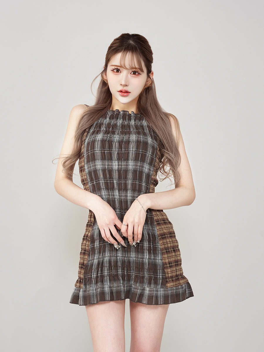 モデル:165cm(着用サイズ:FREE 着用カラー:BRN)