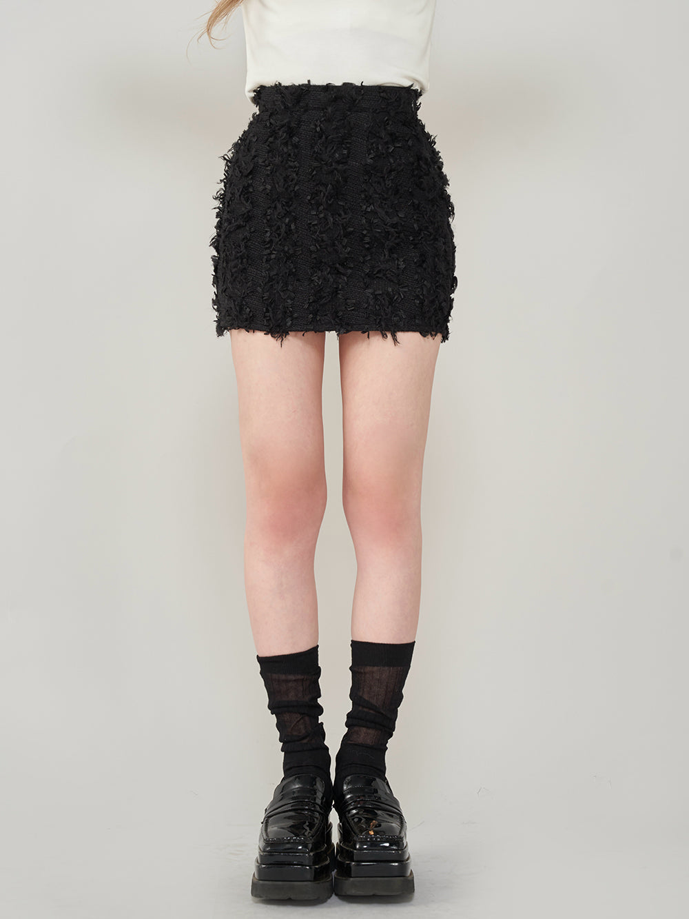 モデル:165cm(着用サイズ:S 着用カラー:BLK)