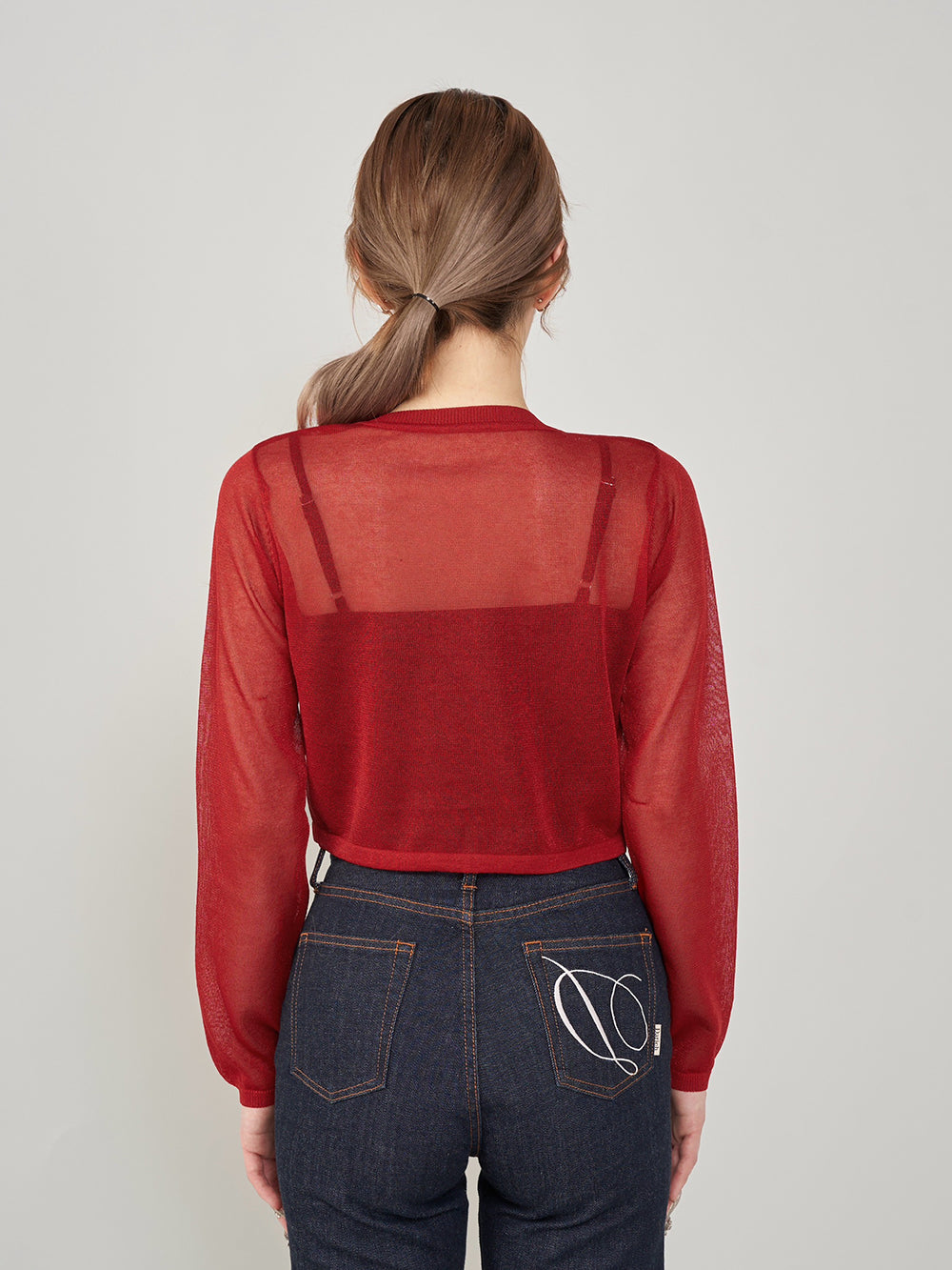 モデル:165cm(着用サイズ:FREE 着用カラー:RED)