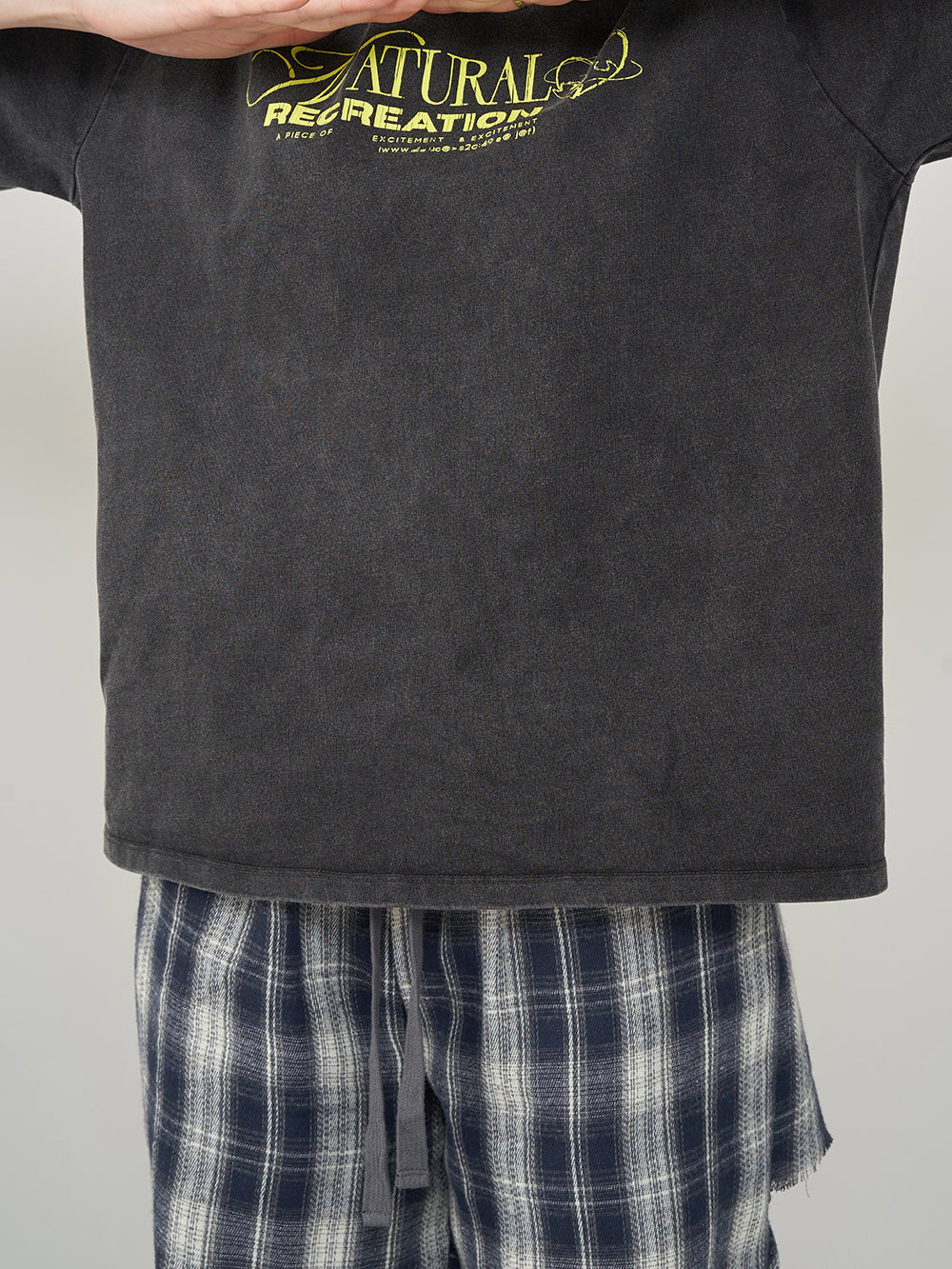 モデル:165cm(着用サイズ:FREE 着用カラー:C-GRY)