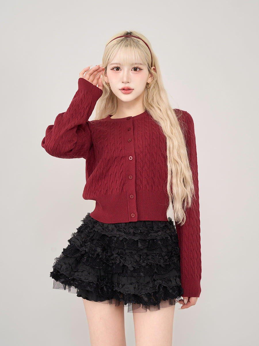 モデル:163cm(着用サイズ:FREE 着用カラー:RED)
