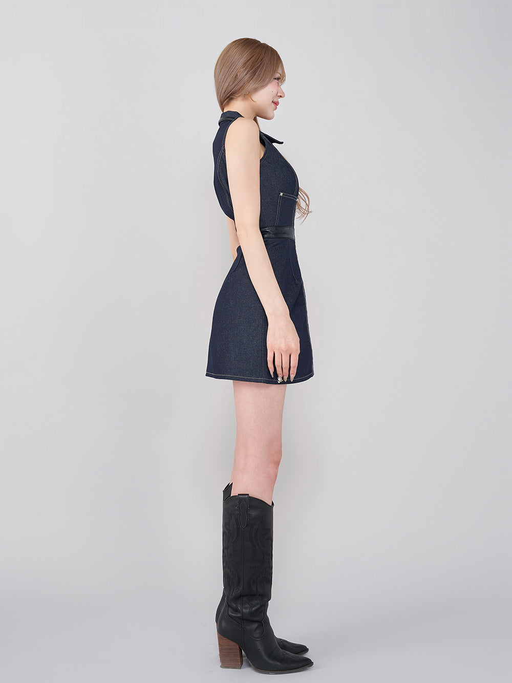 モデル:165cm(着用サイズ:FREE 着用カラー:IND)