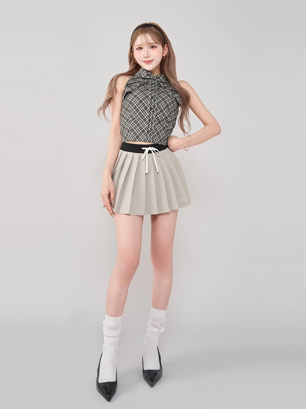 モデル:165cm(着用サイズ:FREE 着用カラー:GRY)