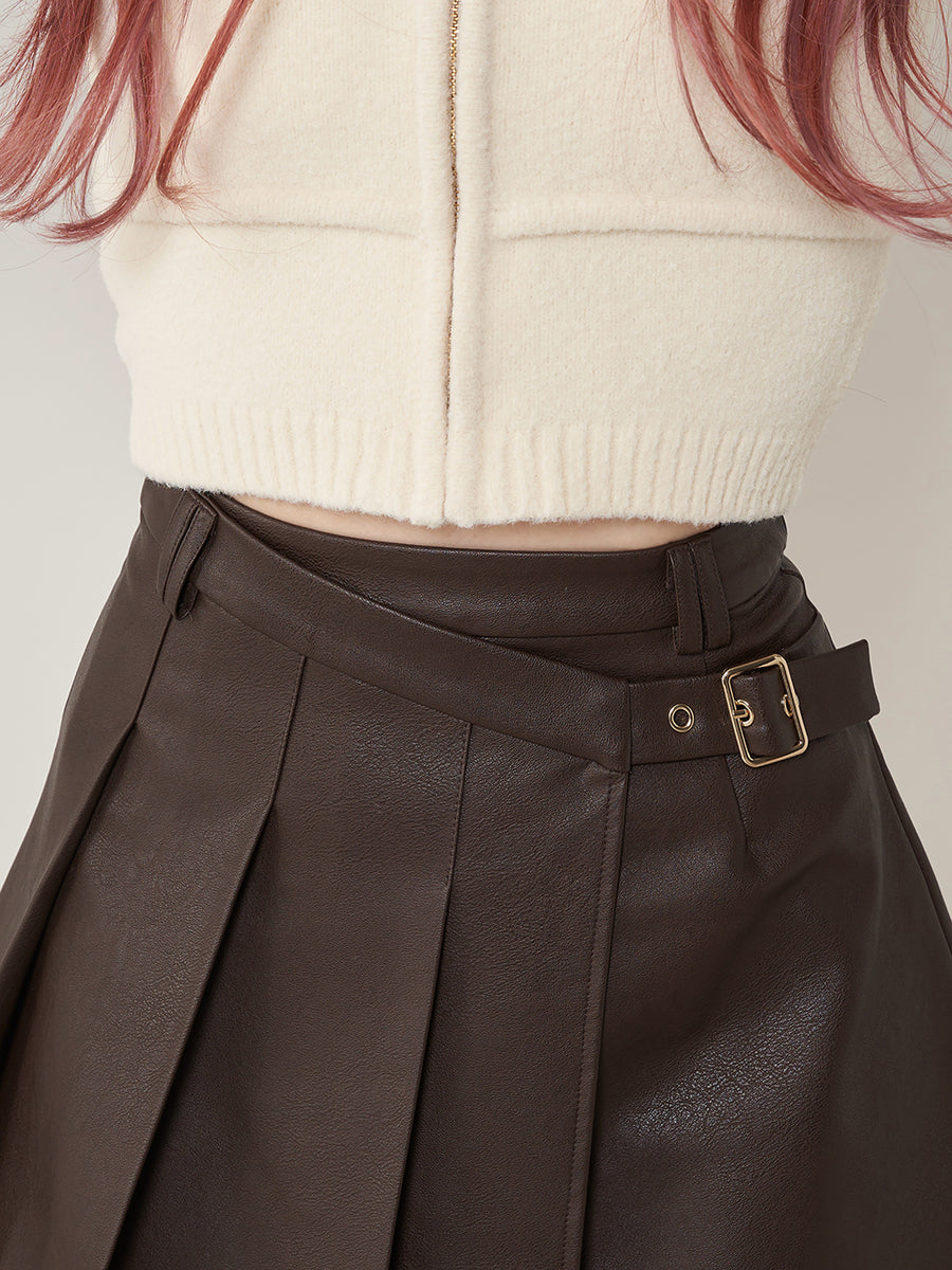 モデル:165cm(着用サイズ:S 着用カラー:BRN)