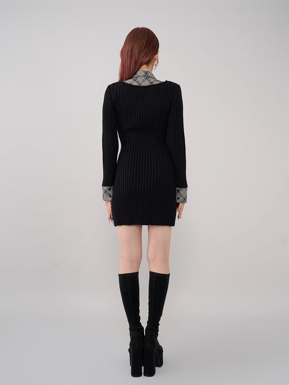 モデル:165cm(着用サイズ:FREE 着用カラー:BLK)