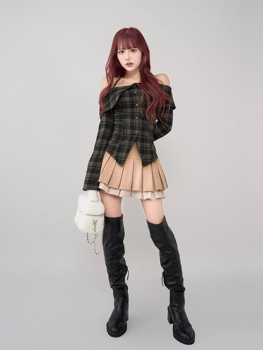 モデル:165cm(着用サイズ:FREE 着用カラー:KHA)