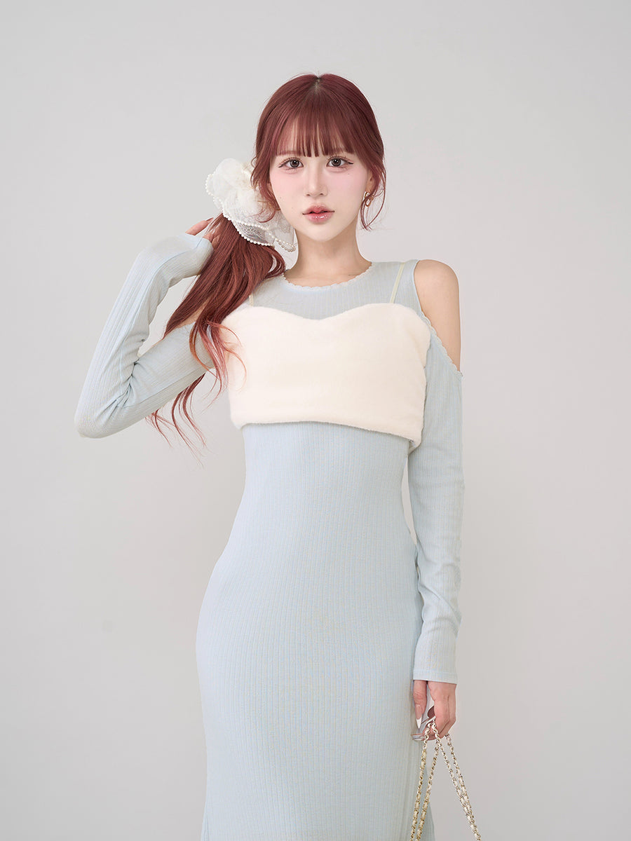 モデル:165cm(着用サイズ:FREE 着用カラー:SAX)