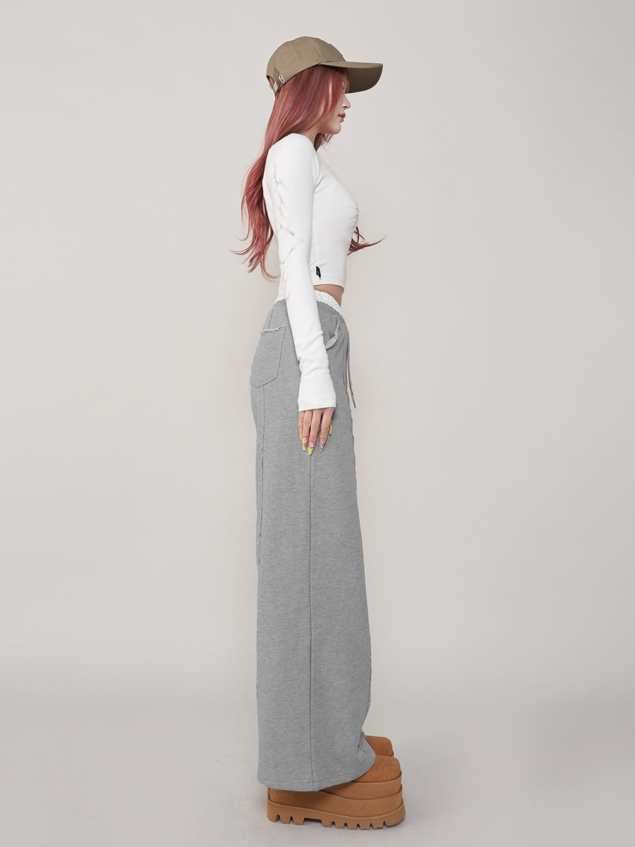 モデル:165cm(着用サイズ:FREE 着用カラー:GRY)