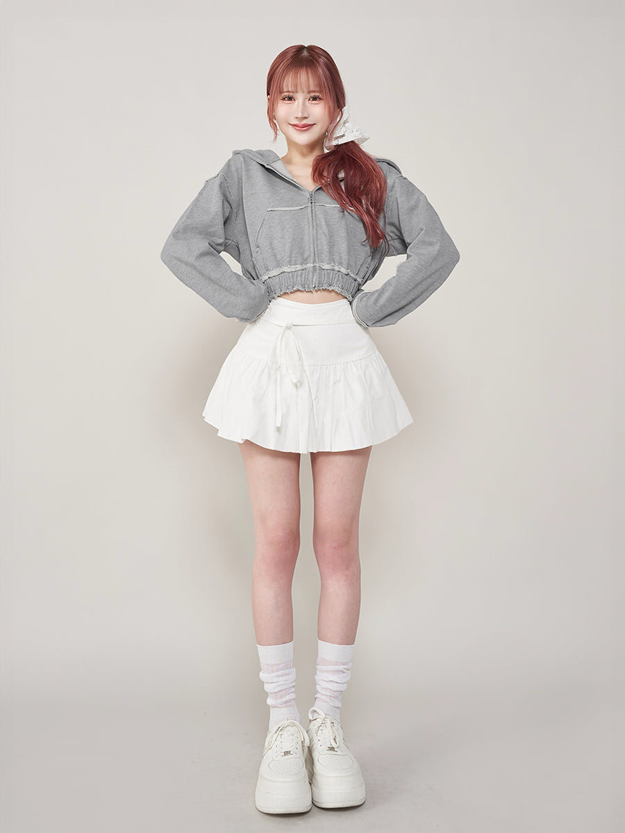 モデル:165cm(着用サイズ:FREE 着用カラー:GRY)