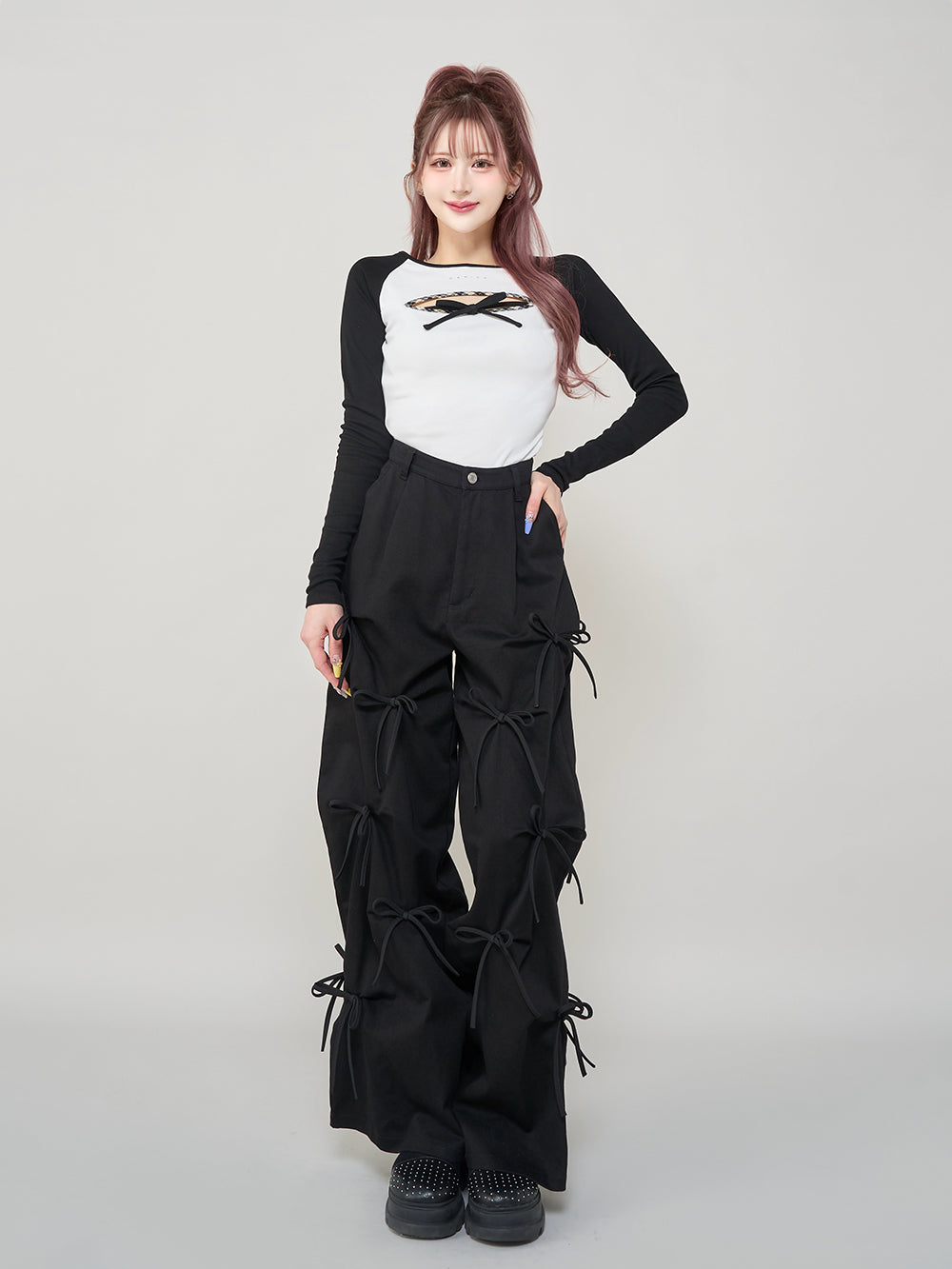 モデル:165cm(着用サイズ:FREE 着用カラー:WHT)