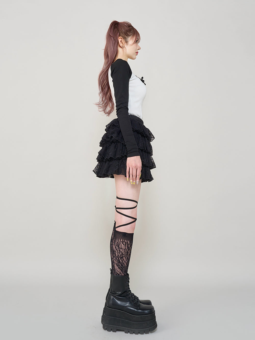 モデル:165cm(着用サイズ:FREE 着用カラー:WHT)