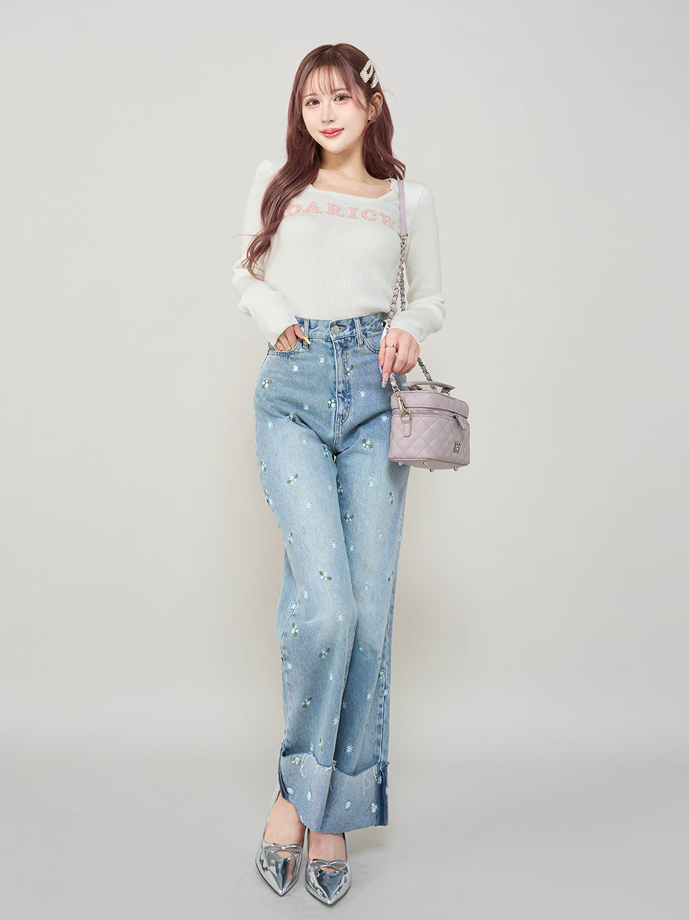 モデル:165cm(着用サイズ:FREE 着用カラー:WHT)