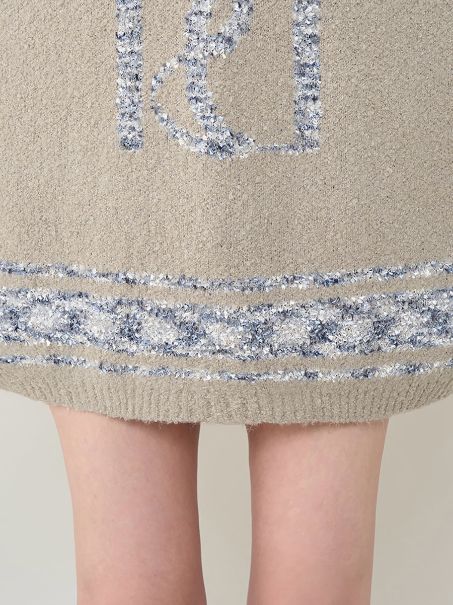 モデル:165cm(着用サイズ:FREE 着用カラー:GRY)