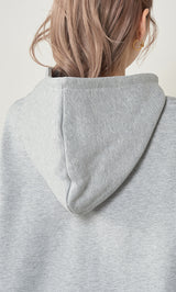 モデル:165cm(着用サイズ:FREE 着用カラー:GRY)