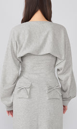 モデル:156cm(着用サイズ:FREE 着用カラー:GRY)