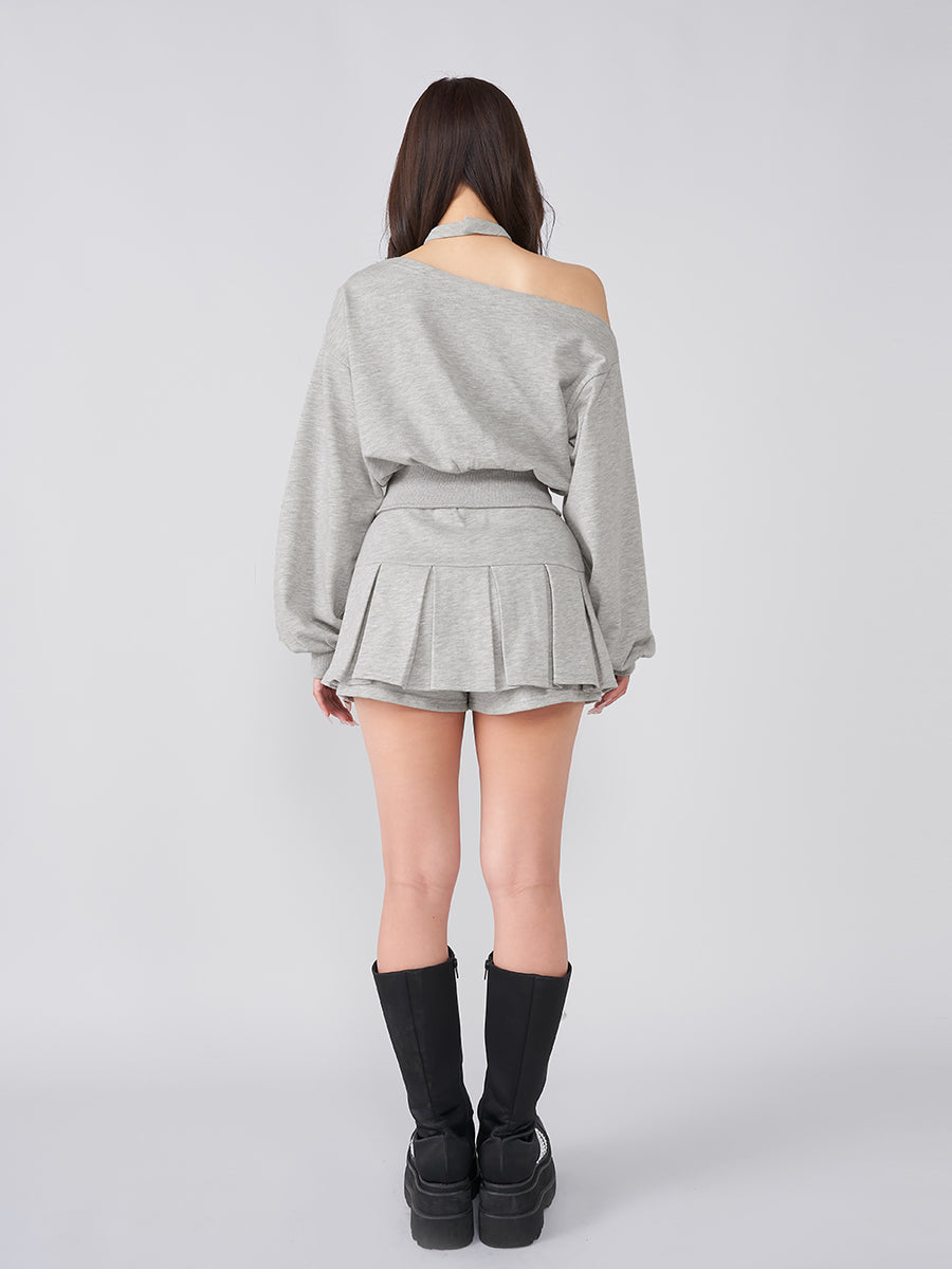 モデル:156cm(着用サイズ:FREE 着用カラー:GRY)