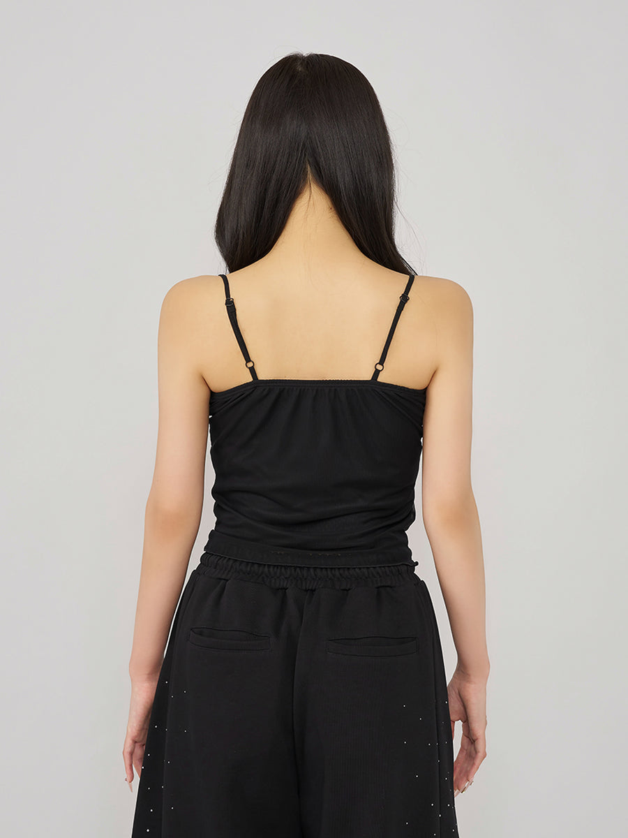 モデル:156cm(着用サイズ:FREE 着用カラー:BLK)