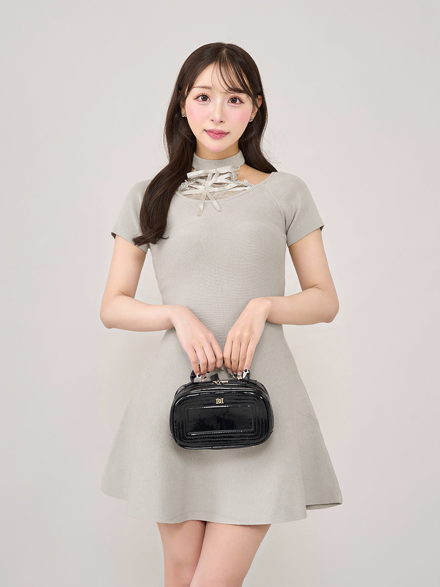 モデル:156cm(着用サイズ:FREE 着用カラー:GRY)
