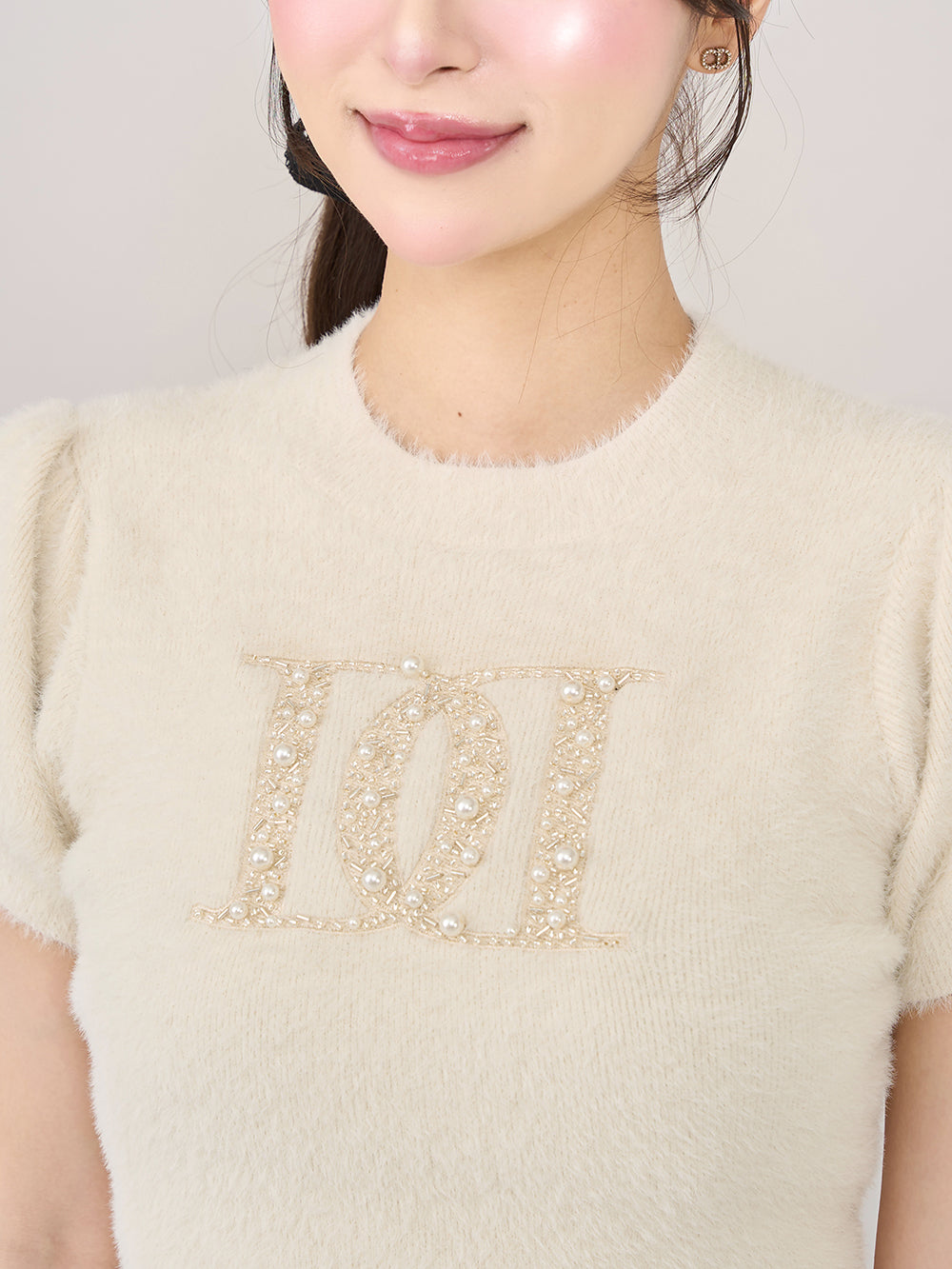 モデル:156cm(着用サイズ:FREE 着用カラー:IVO)