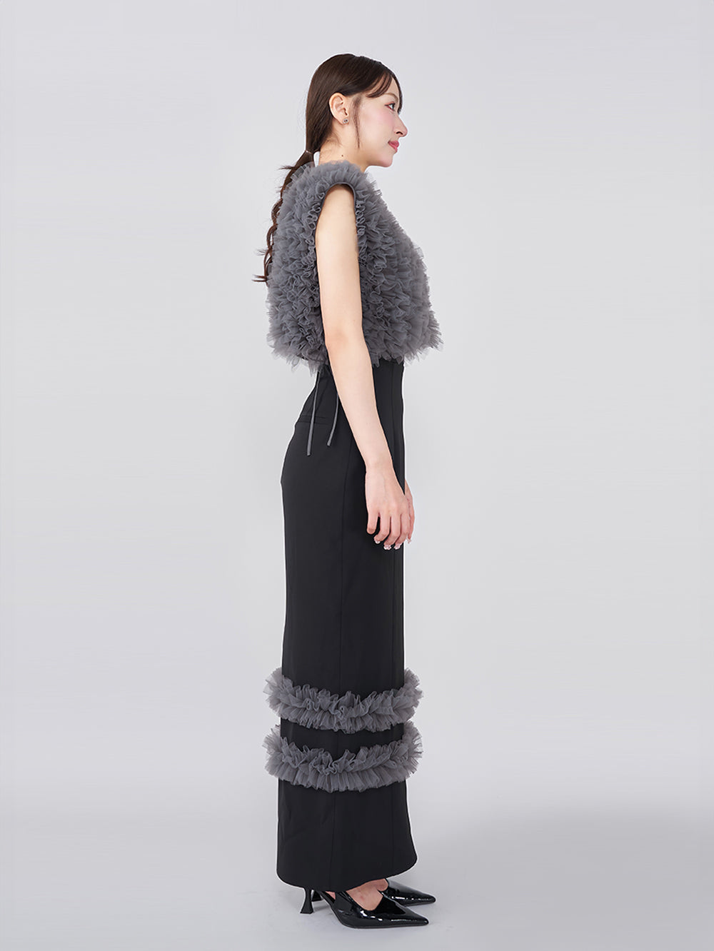 モデル:156cm(着用サイズ:FREE 着用カラー:BLK)