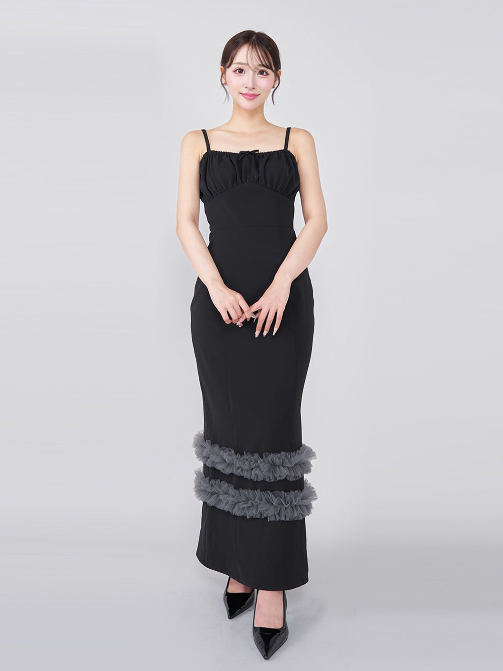 モデル:156cm(着用サイズ:FREE 着用カラー:BLK)