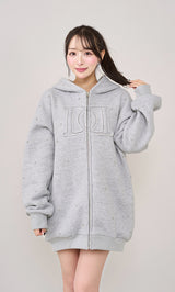 モデル:156cm(着用サイズ:FREE 着用カラー:GRY)