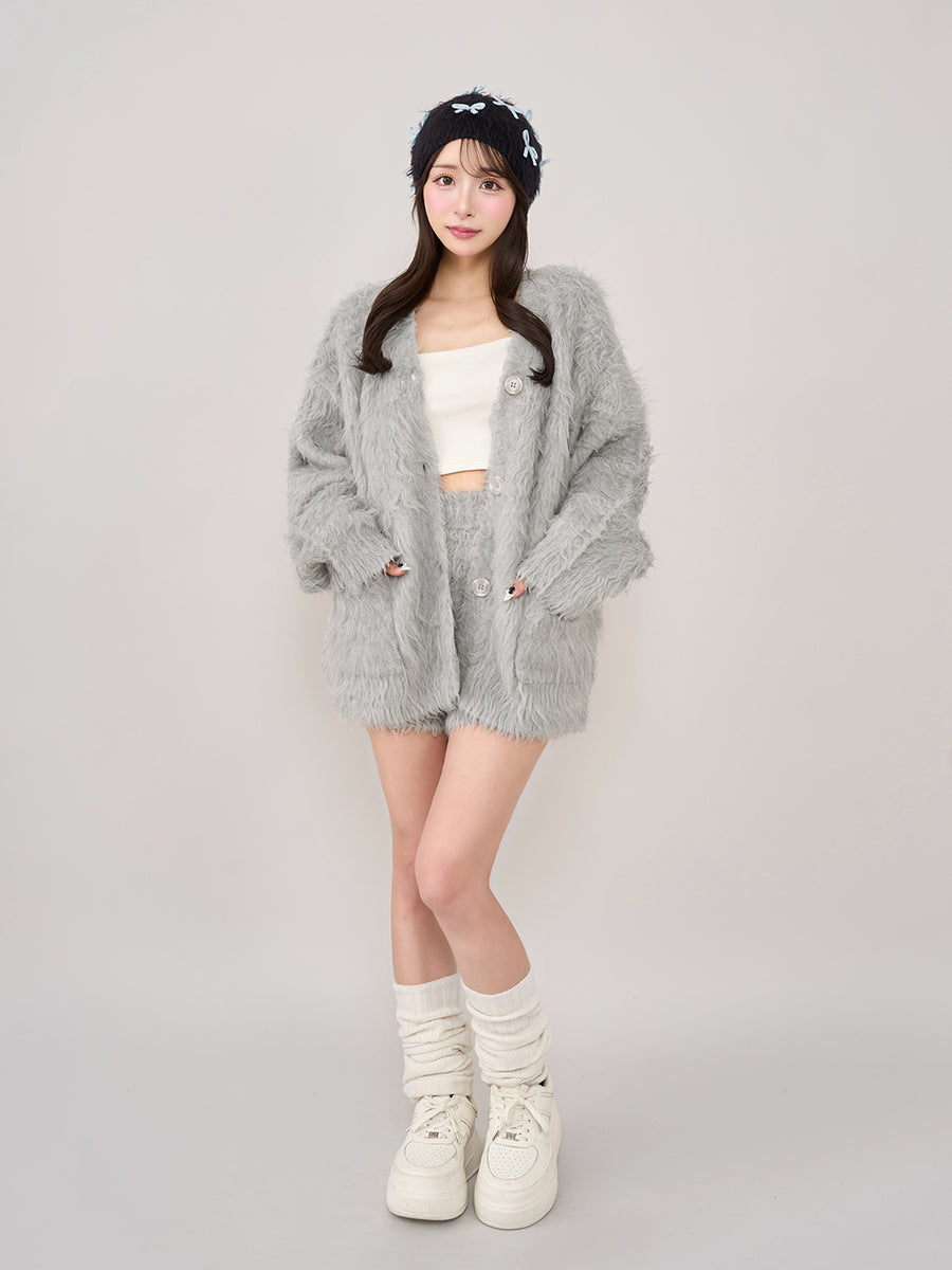 モデル:156cm(着用サイズ:FREE 着用カラー:GRY)