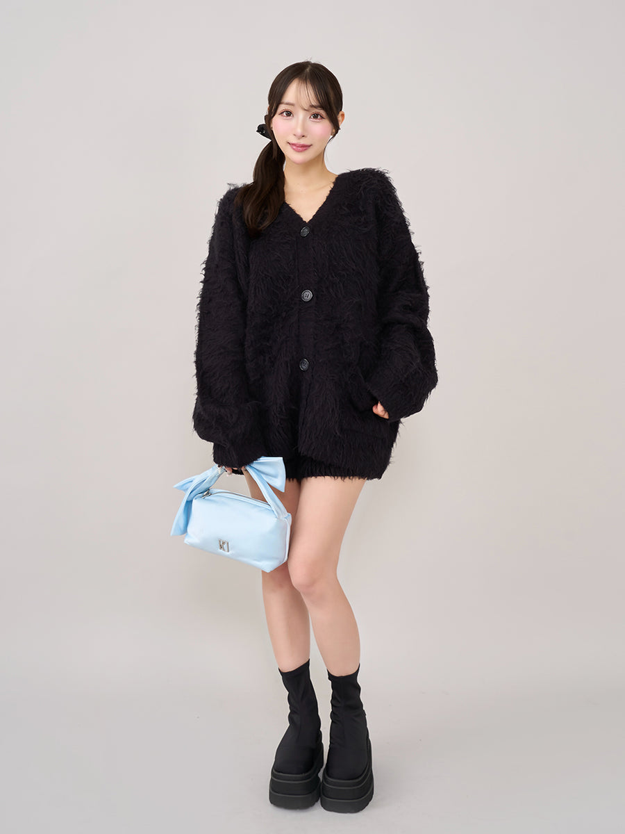 モデル:156cm(着用サイズ:FREE 着用カラー:BLK)