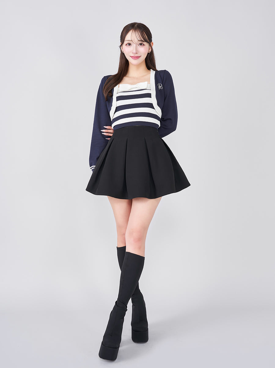モデル:156cm(着用サイズ:S 着用カラー:BLK)