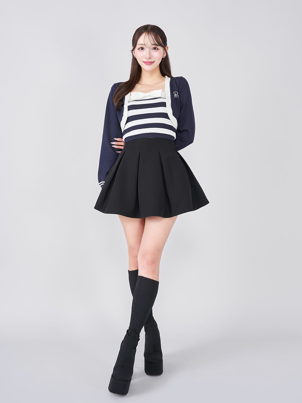 モデル:156cm(着用サイズ:S 着用カラー:BLK)
