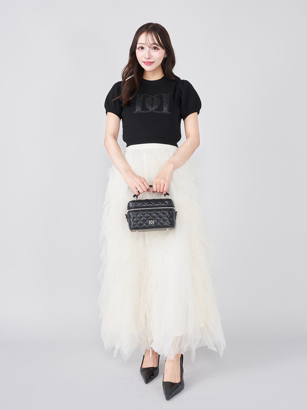 モデル:156cm(着用サイズ:FREE 着用カラー:BLK)