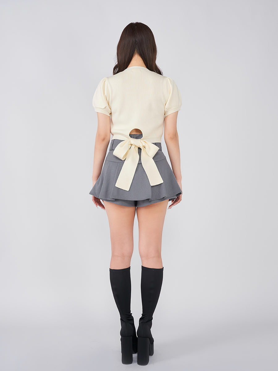 モデル:156cm(着用サイズ:FREE 着用カラー:IVO)