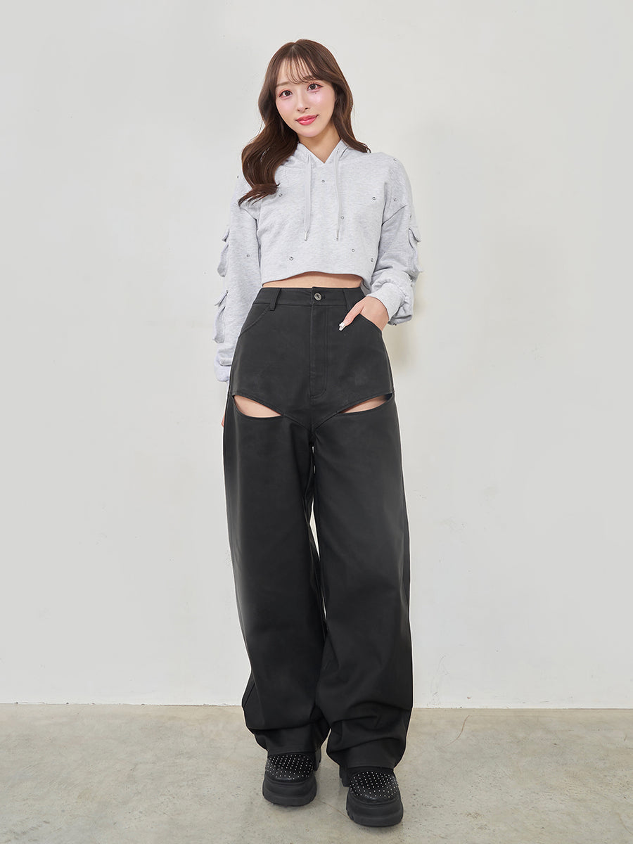 モデル:156cm(着用サイズ:S 着用カラー:BLK)
