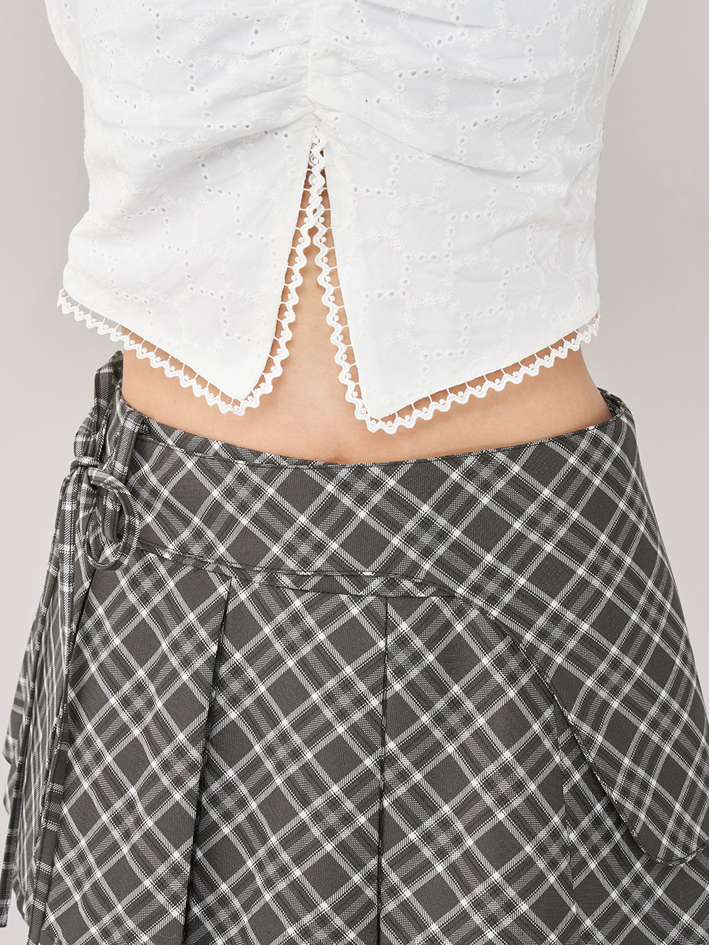 モデル:155cm(着用サイズ:S 着用カラー:GRY)