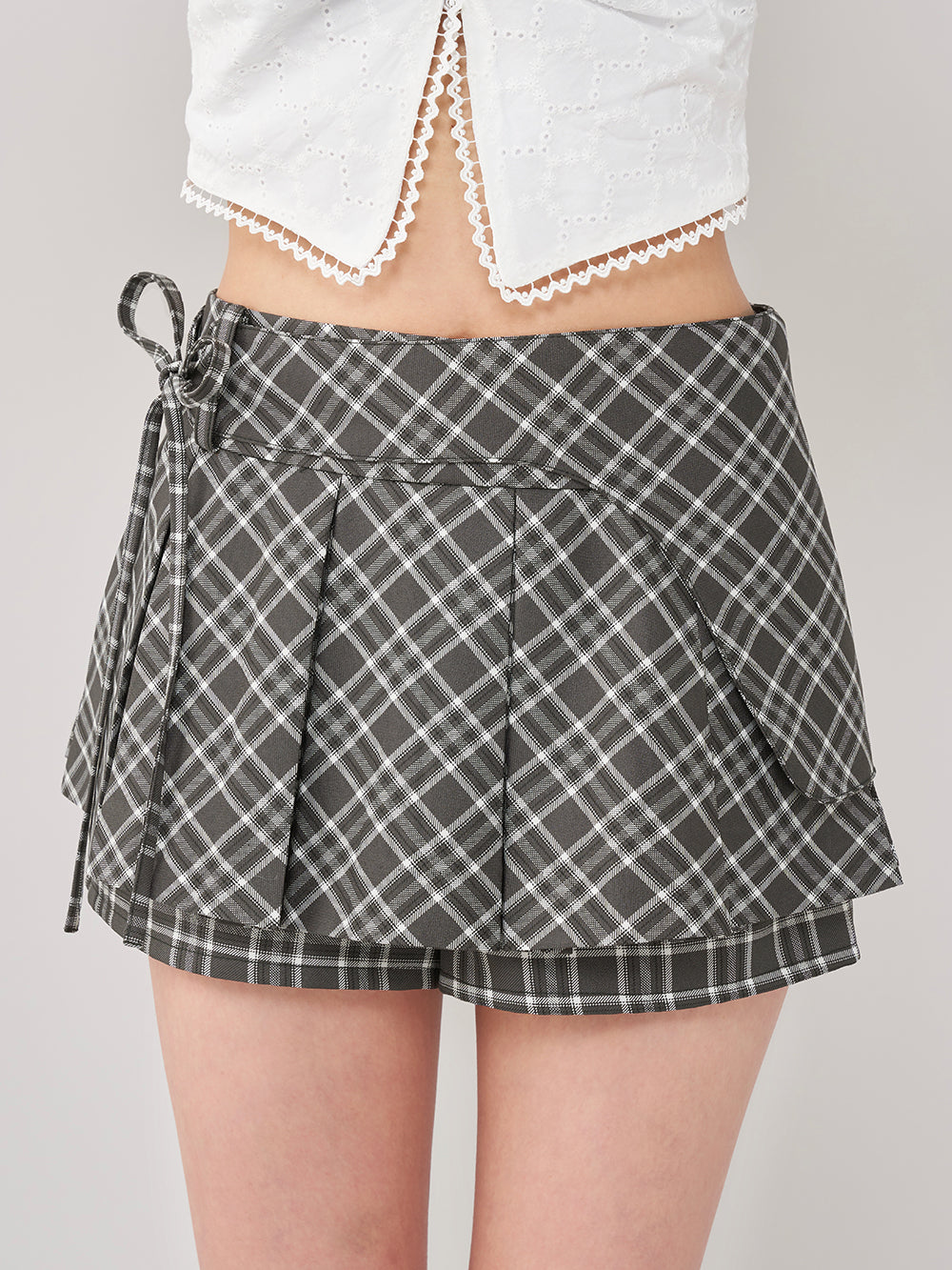モデル:155cm(着用サイズ:S 着用カラー:GRY)