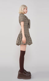 モデル:155cm(着用サイズ:FREE 着用カラー:BEG)