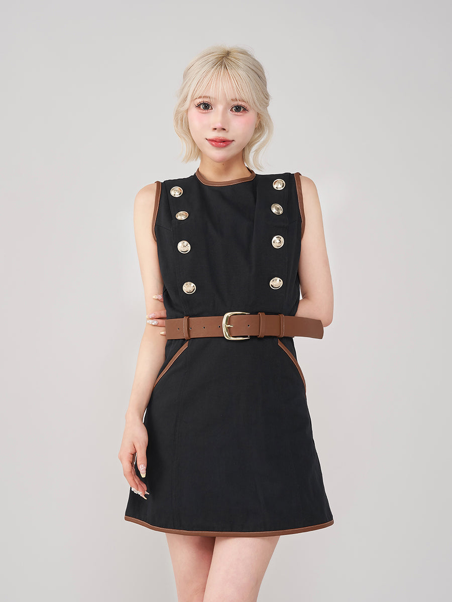 モデル:155cm(着用サイズ:FREE 着用カラー:BLK)